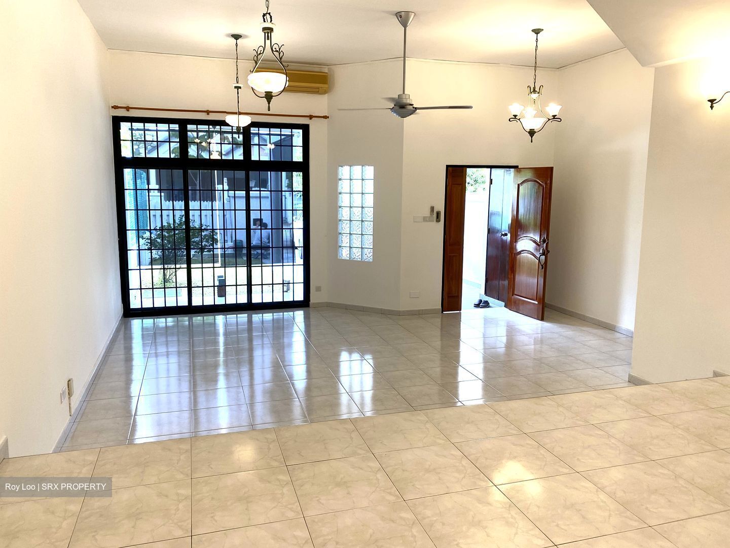 Canary Park (D16), Terrace #329096331